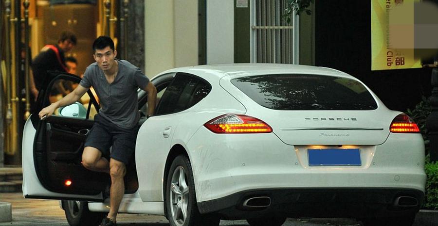 中国足球运动员都开什么车,中国男足球员都开啥车