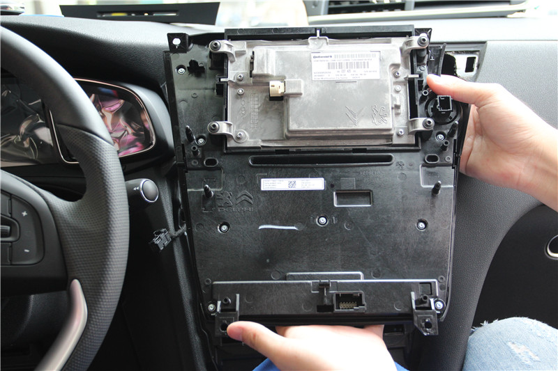 标致ds6怎么样,标致ds6倒车影像