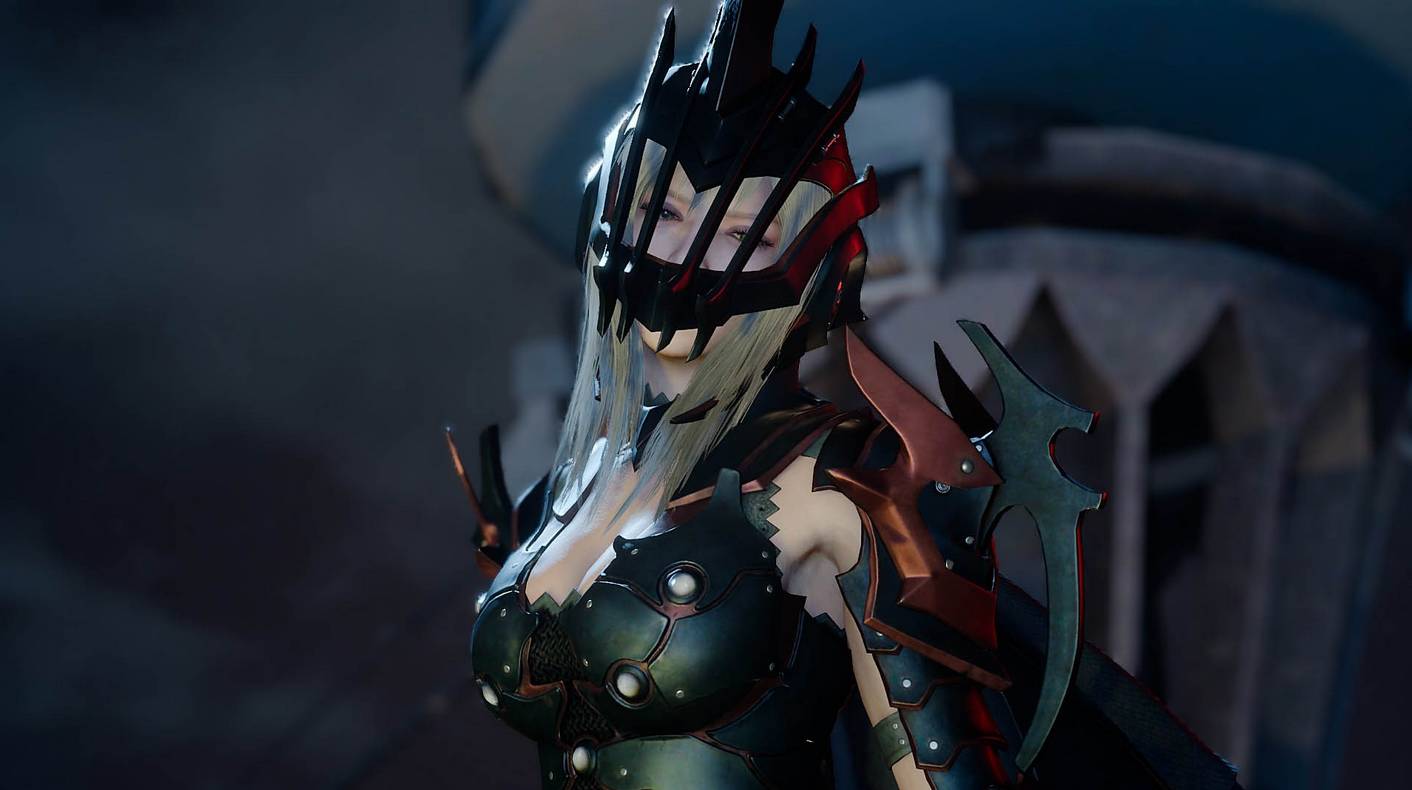 去看深夜场却只能看到情侣们在玩现场口嚼酒相互激烈品尝的游戏！