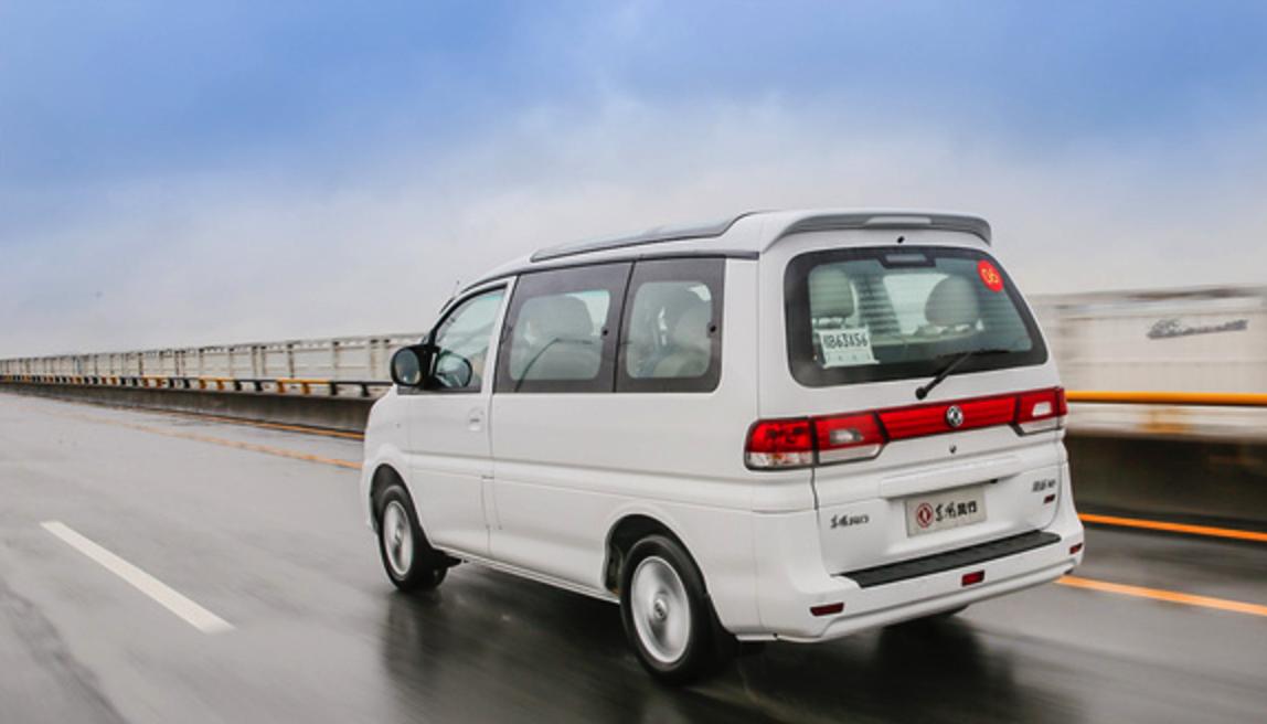 乘坐舒服的7座suv,带天窗七座家用mpv