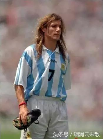 关于足球的句子简短,有关足球的语录