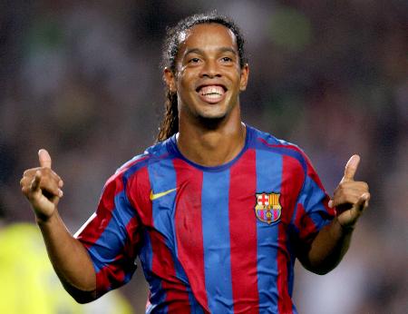 足球场上经典庆祝动作,绿茵场上的庆祝舞蹈