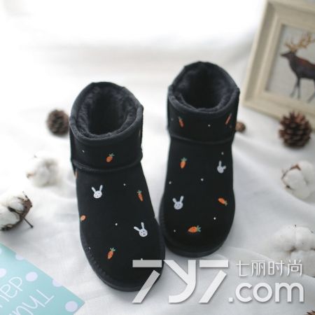 雪地靴有点大不跟脚怎么办,雪地靴穿多了不好吗