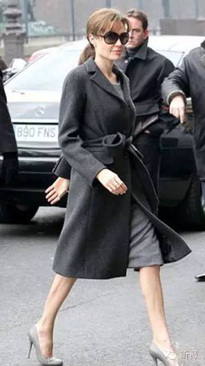 什么款式的太阳镜百搭好看又实用,十大必备女士太阳镜明星出门必备