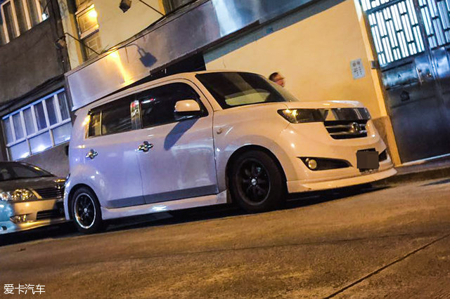 港澳旅游偶遇各路有趣改装车