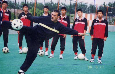 鲁能青训天才教练,鲁能青训主教练