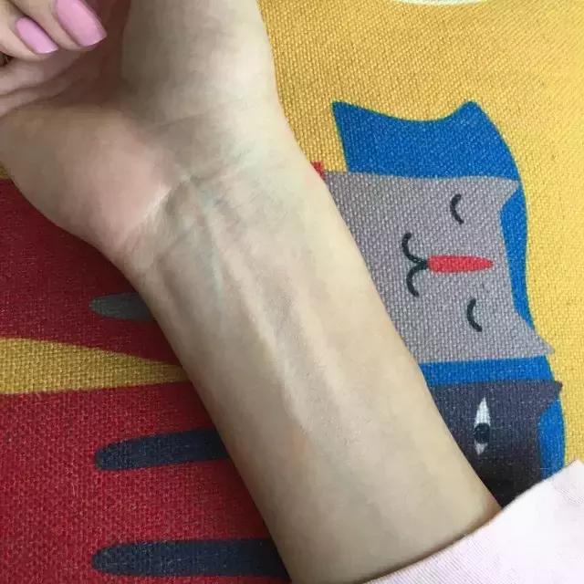 植村秀臻萃洁颜油用法,植村秀琥珀臻萃洁颜油区别