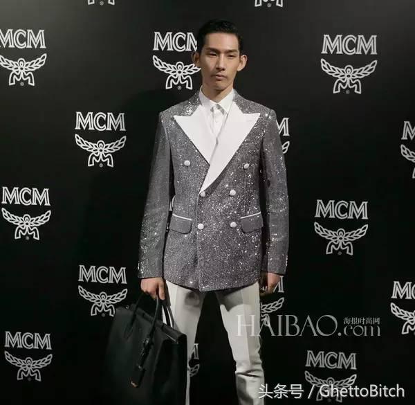 前一百只有两个肌肉男模，2017春夏时装周男模排行榜