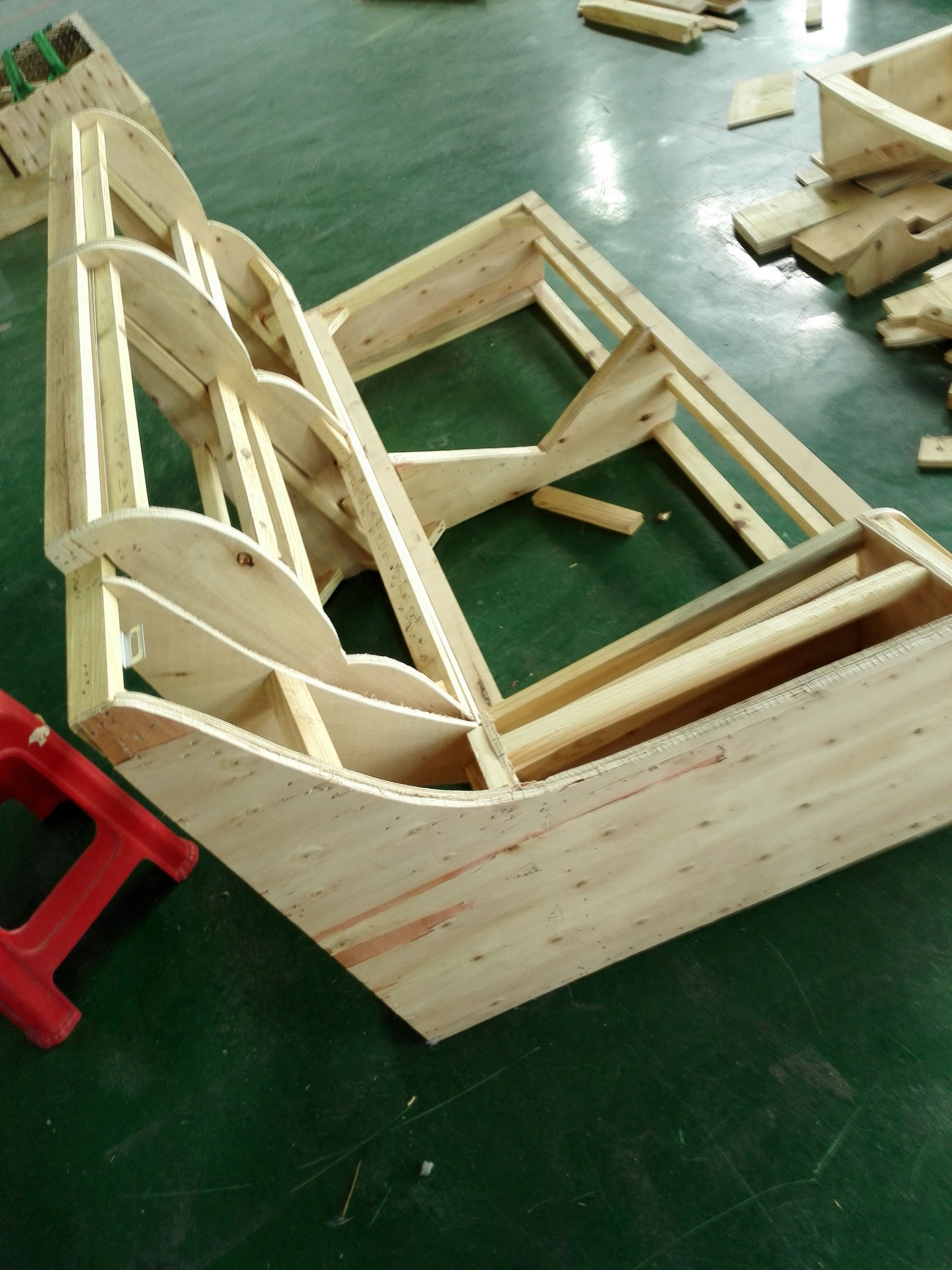 轻奢家具沙发制作过程,沙发制造工艺流程图