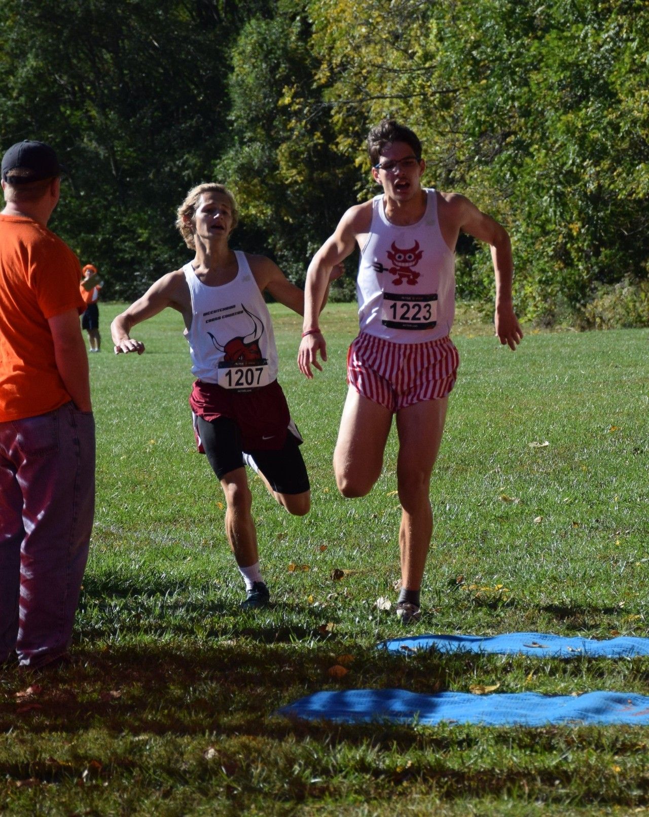 肥胖被嘲笑后逆袭,一个胖子因过度肥胖被同学嘲笑