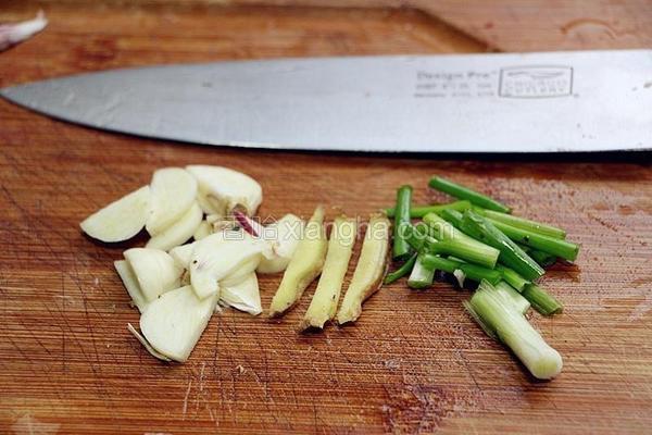 剔鱼片的教程,鱼片的切法剔除鱼刺视频