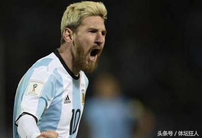 世界足球先生获胜者,世界足球对战外星人足球