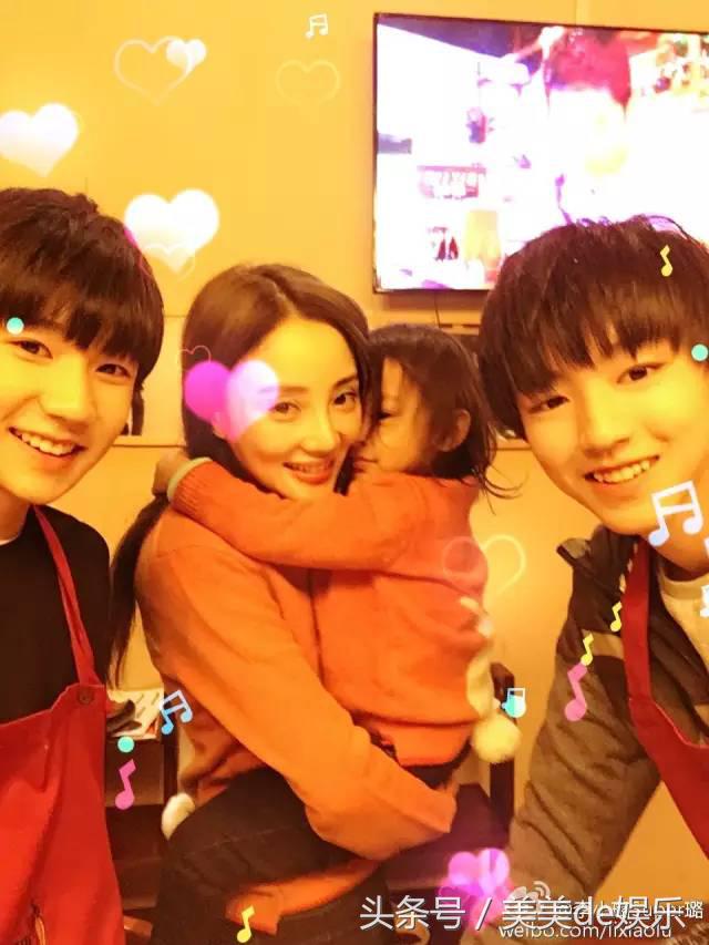 “综艺一姐”是王源的头号粉丝！爸妈都是娱乐圈一线大咖背景雄厚