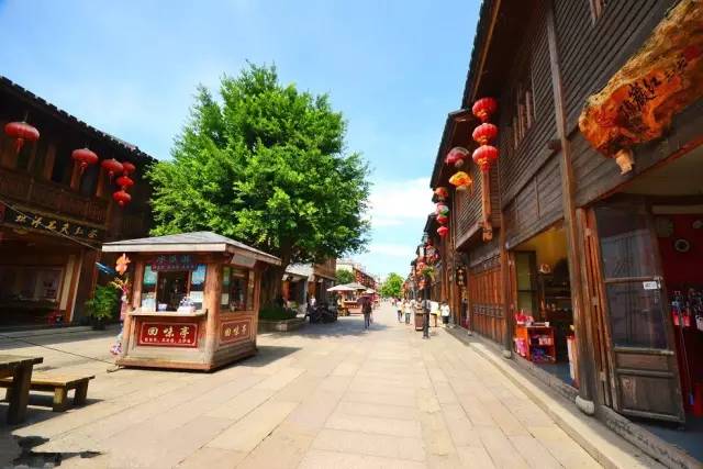 长春特价一折机票查询,长春9月份特价机票价目表