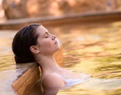 温泉别有一番风景,有的温泉不能随便泡