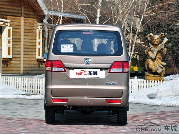 哈飞新*意民**面包车超低价格低至2.89万元