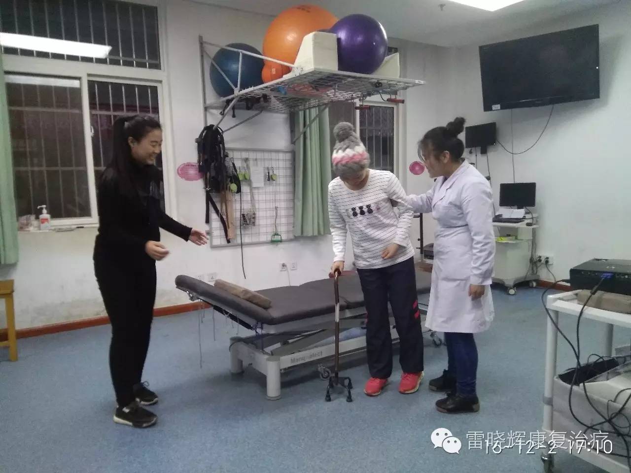 实习进修康复治疗师”康复治疗病案汇报及治疗情景剧竞赛“活动在我院康复医学科成功举办