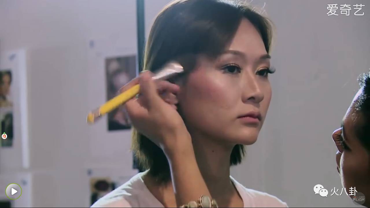 19岁变性成超模,超模5次做变性手术