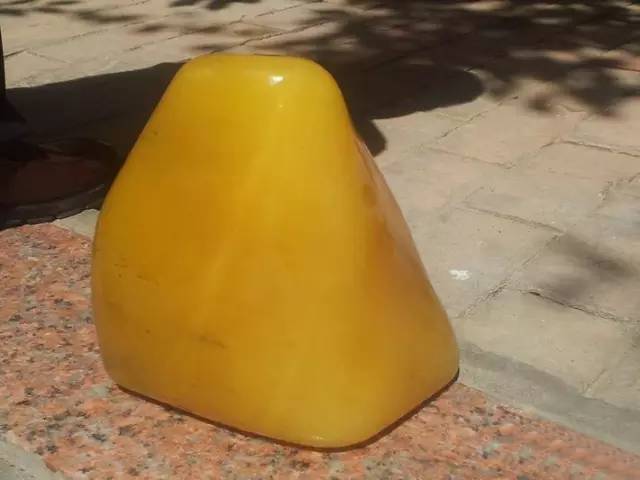 当心!你天价买来的可能只是一块石头