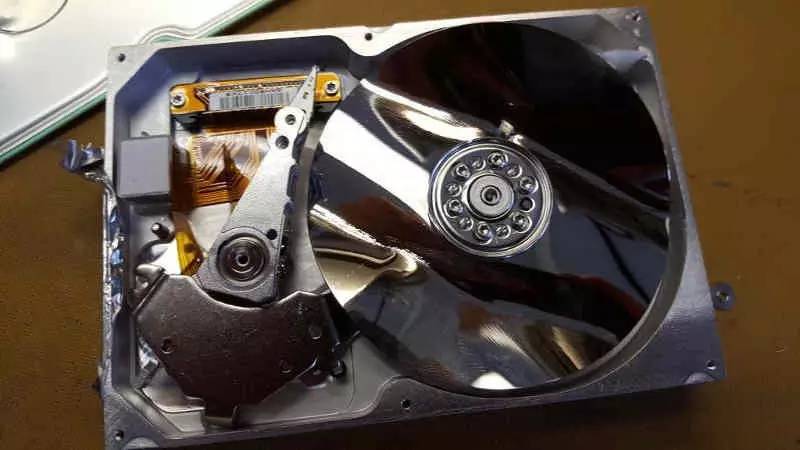 这款手键有着硬盘血统！