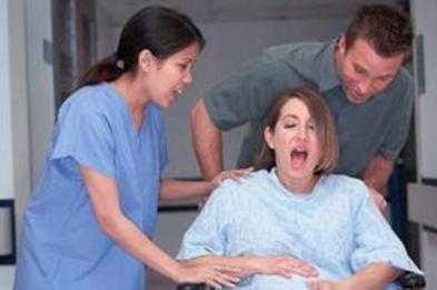 医生比你着急的时候，是真的情况不妙了，还是要吓你赚你钱？