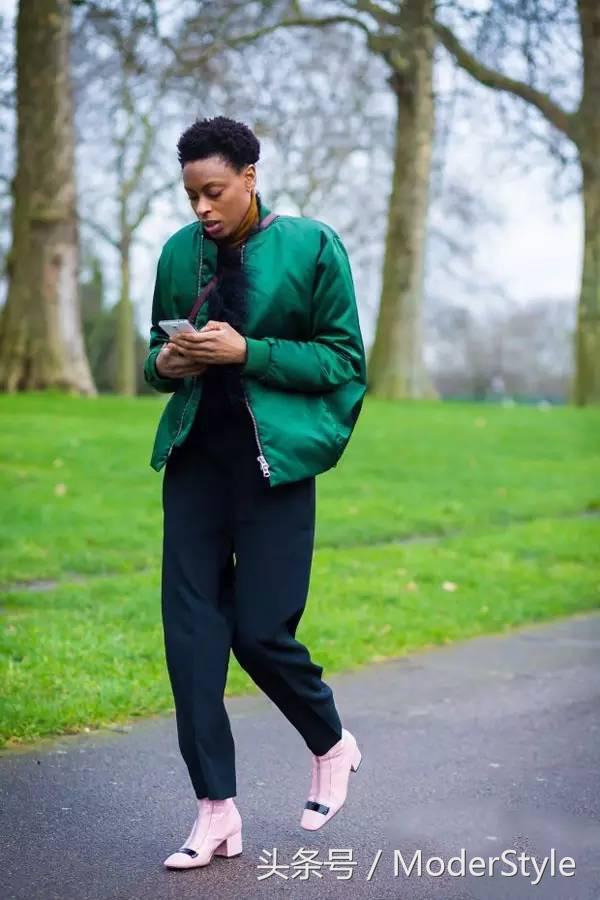 怎么穿棉裤显瘦,宽松棉裤该如何穿搭