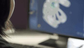 新婚夫妻花130美元买婚戒，却遭到Pandora店员无情嘲笑