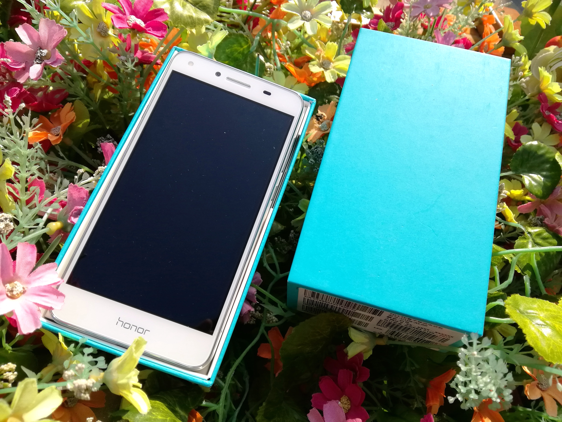 全网通+柔光自拍的荣耀畅玩5评测体验