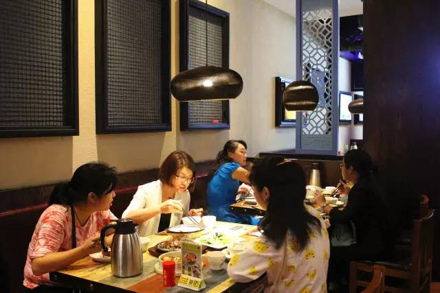 这家店究竟有何魅力,这家档口究竟有什么魔力