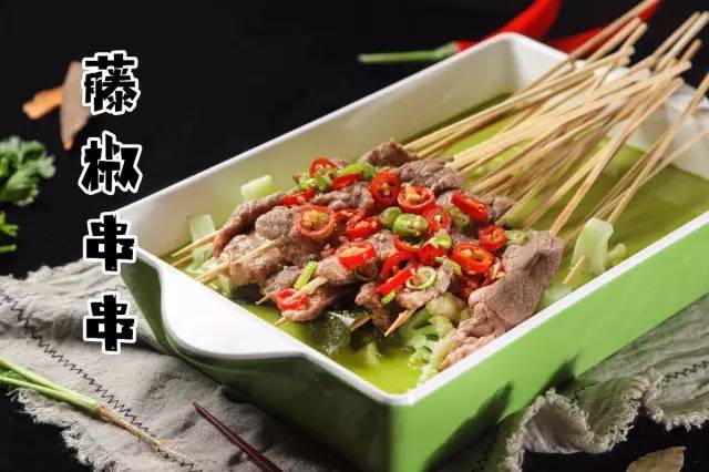 200多家分店的“神级BOSS”，凭一锅肉蟹煲刷爆全国朋友圈