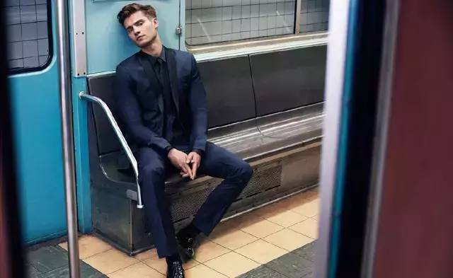 还去什么英国！在新街口逛3个小时，等于在英国待了100多年！