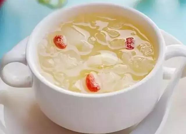 精选名中医养生药膳汤品，9个系列200多种汤方