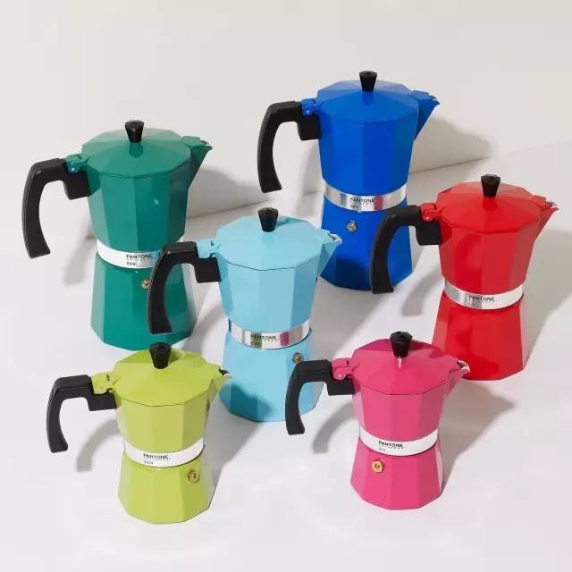 潘通十大必买颜色,潘通2024年度流行色排版