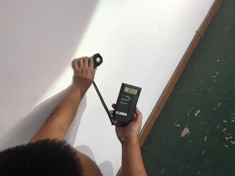 宝骏560原厂大灯广西彤明车灯,宝骏560改led双光透镜路面效果