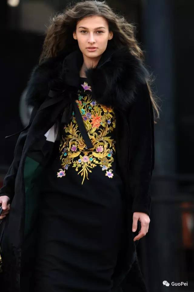 刺绣的优雅与时尚,潮绣的独特风格