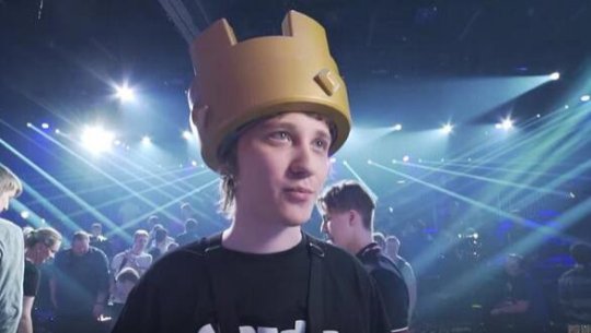 2016国家杯《皇室战争》选手大比拼：谁将问鼎最终冠军？