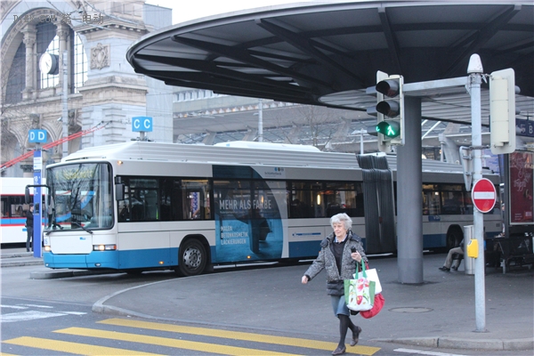 蜜月旅行惊现知豆比亚迪，顺着德法瑞意饱览欧洲的新能源汽车