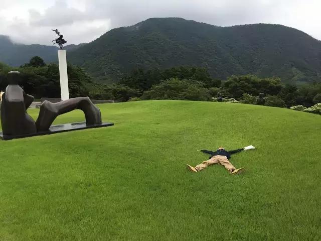 情色棒棒糖，展示成年人内心最私密隐晦的状态