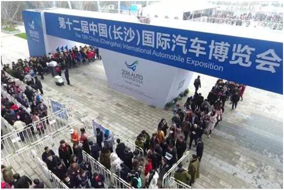 福克斯两厢哪款车好,宝马和福克斯哪个操控好