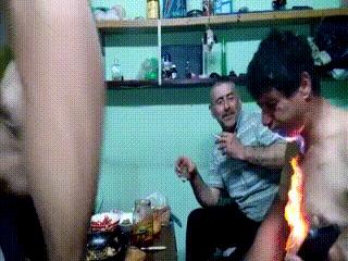 女朋友比手势什么意思,女朋友伸手指是什么意思