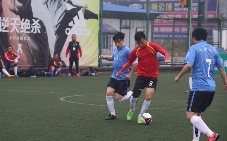 5个动作练足球,五人制足球怎么踢好