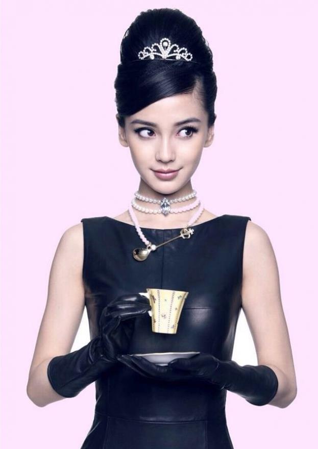 赵丽颖赫本妆热搜第一，但在这些女星面前她真的弱爆了！