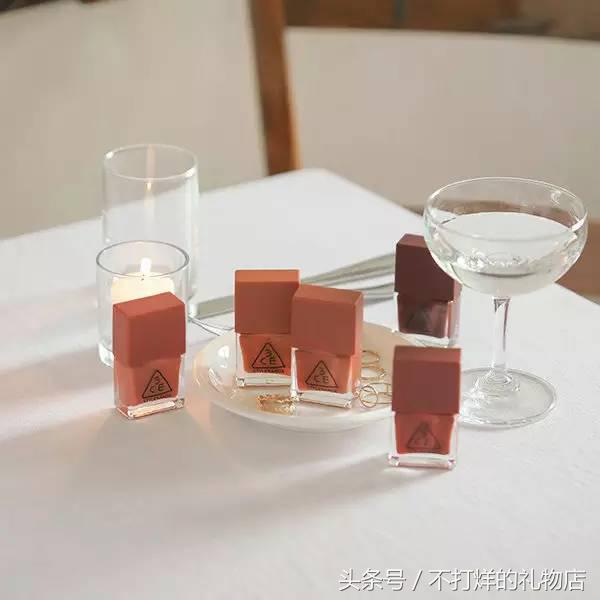 指甲油的正确打开方法,适合秋冬天的脚指甲油