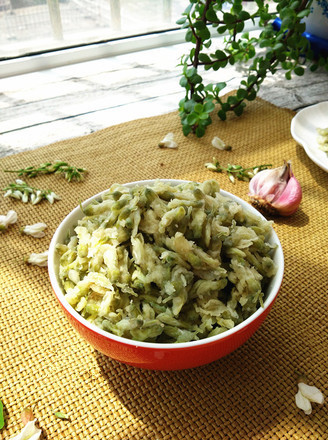 洋槐花蒸几分钟最好,蒸洋槐花麦饭的做法