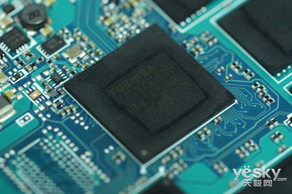 东芝固态硬盘512怎么样,东芝固态硬盘v10怎么样