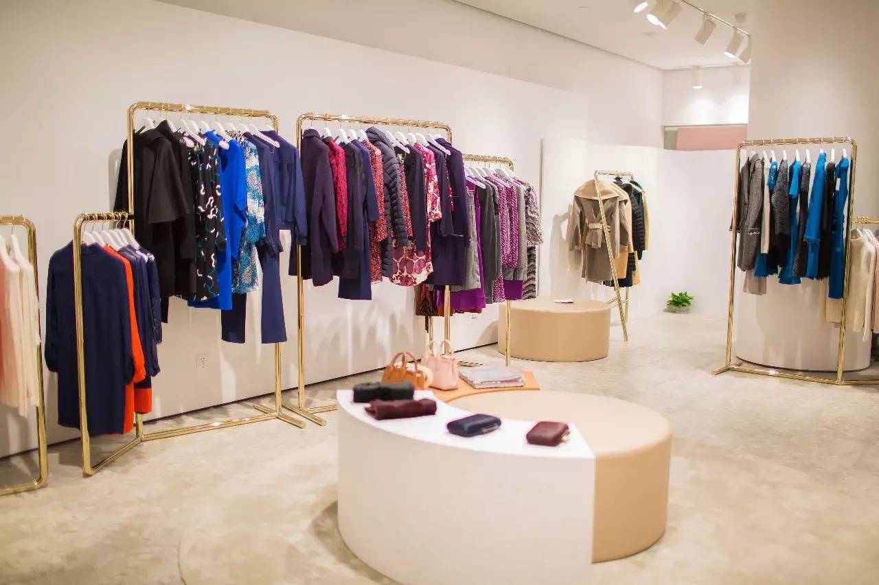 武汉女人最爱这个美国佬？知道真相的我眼泪掉下来！