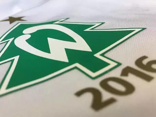 好羡慕人家！好有爱的“圣诞球衣”！