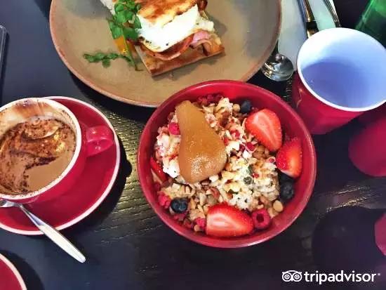 除了汉堡炸鸡还有什么好吃的,一款好吃又营养丰富的三明治面包