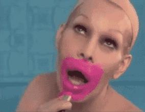 原谅约会迟到的女票，因为今天她真的很贵