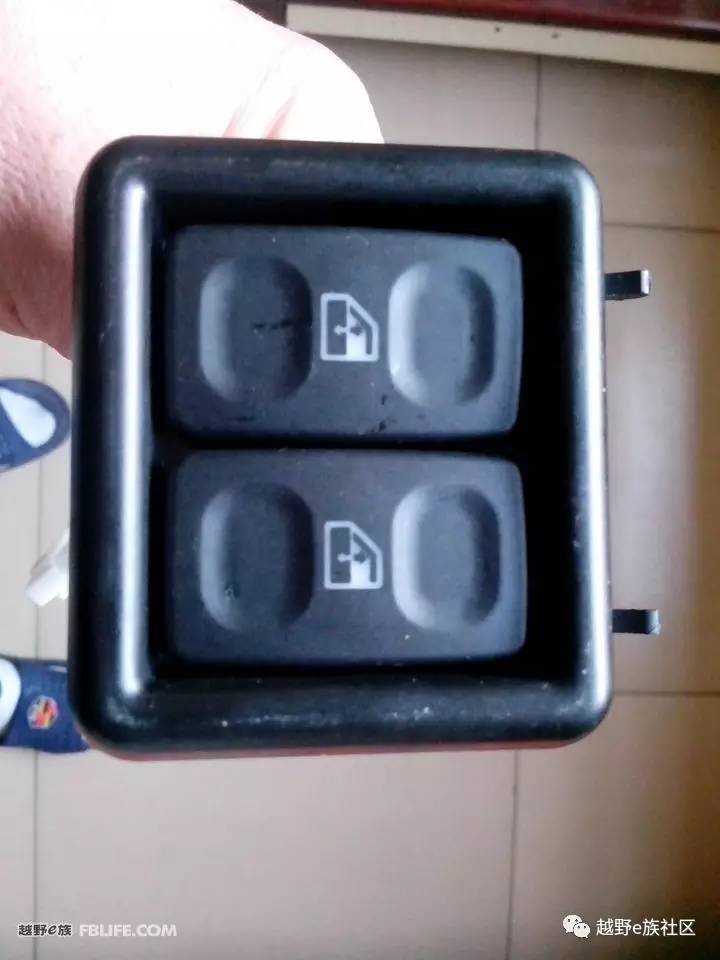 昂科旗战旗车窗一键升降,战旗改装电动敞篷